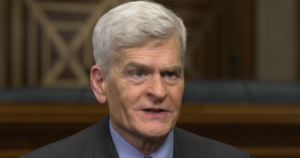 Cassidy says he passed a note to Witkoff to request briefing during heated Trump meeting