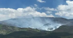 3 firefighters killed, 2 injured fighting wildfires near Colorado-Utah border