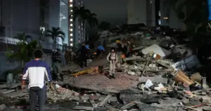 Back-to-back Venezuela earthquakes kill at least 164, injure hundreds, acting president says